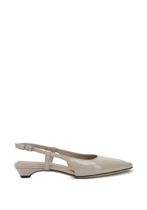 Pomme D´Or Greta patent leather slingback pumps - Neutrals