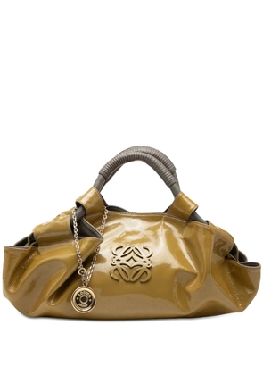 Loewe Pre-Owned 2010 Patent Aire hobo bag - Gold