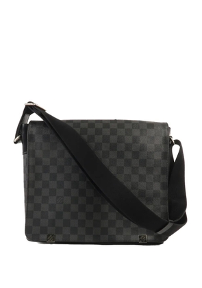 Louis Vuitton Pre-Owned District MM Damier shoulder bag - Black