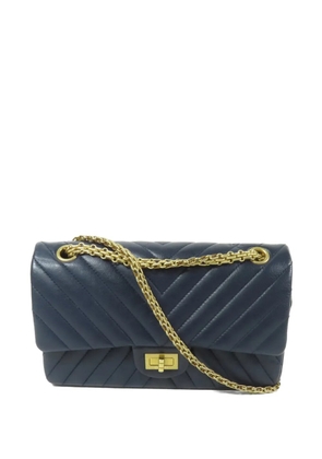 CHANEL Pre-Owned 2.55 shoulder bag - Blue
