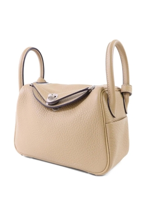Hermès Pre-Owned Lindy shoulder bag - Neutrals