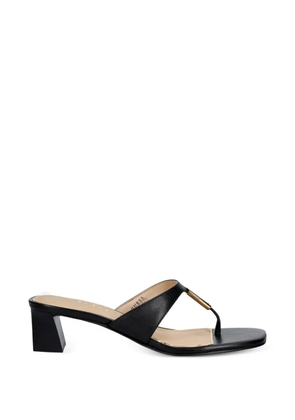 GUESS USA gold-tone hardware thong sandals - Black