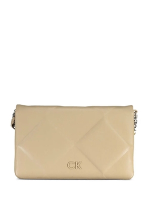 Calvin Klein quilted logo-lettering shoulder bag - Neutrals