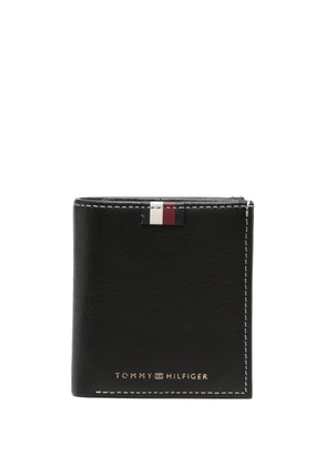 Tommy Hilfiger logo-stamp leather wallet - Black