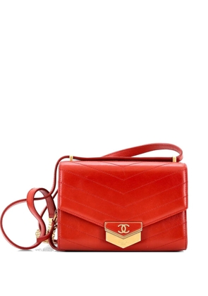 CHANEL Pre-Owned Medal Envelope Flap Bag Chevron Calfskin Small crossbody bag - Red