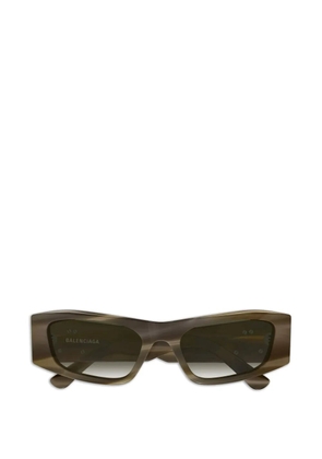 Balenciaga Eyewear logo-detail rectangle-frame sunglasses - Brown