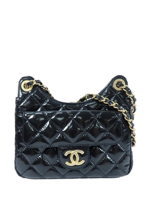 CHANEL Pre-Owned Wavy CC quilted shoulder bag - Black