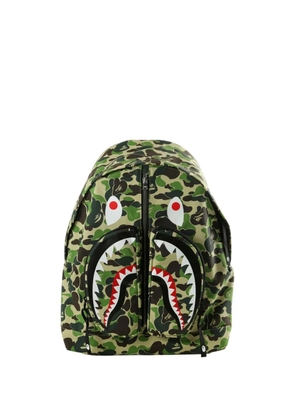 A BATHING APE® Shark Camo backpack - Green