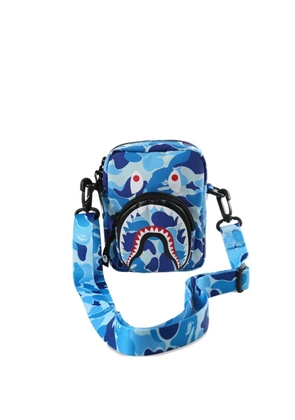 A BATHING APE® Shark camouflage-print shoulder bag - Blue