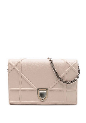 Christian Dior Pre-Owned 2017 Grained Calfskin Diorama Wallet on Chain crossbody bag - Brown