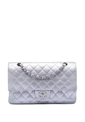 CHANEL Pre-Owned 2010-2011 Medium Classic Metallic Lambskin Double Flap shoulder bag - Purple