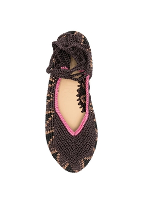 KASHURA crochet-knit ankle-tie ballet flats - Brown