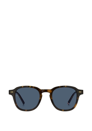 Tommy Hilfiger logo-detail sunglasses - Brown