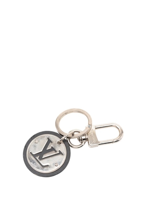 Louis Vuitton Pre-Owned 2010-2025 Stainless Steel and Calfskin LV Cut Circle Holder key chain - Black