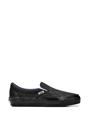 Vans LX Classic Slip-On 98 quilted leather sneakers - Black