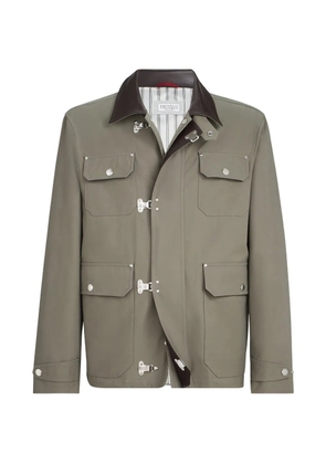 Brunello Cucinelli water-resistant techno cotton gabardine outerwear jacket with leather inserts and hook fastening - Green