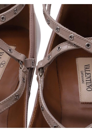 Valentino Garavani Pre-Owned Love Latch eyelet pumps - Neutrals