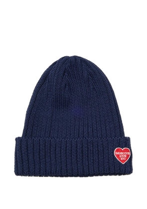 Undercover heart-patch ribbed beanie hat - Blue