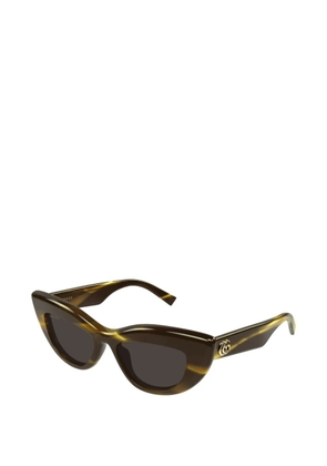 Gucci Eyewear cat-eye frame sunglasses - Brown