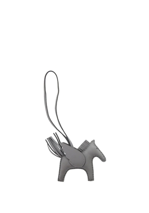 Hermès Pre-Owned 2025 Milo Lambskin GriGri Rodeo Pegasus Bag Charm PM key chain - Grey