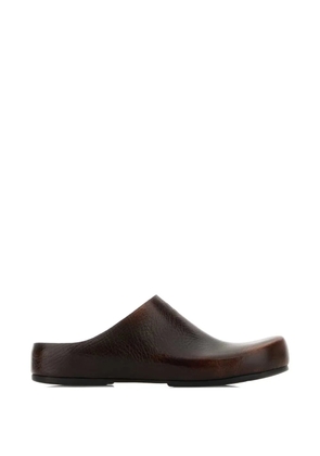 Miu Miu grained leather mules - Brown