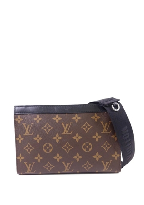 Louis Vuitton Pre-Owned Gaston Monogram wearable wallet - Brown