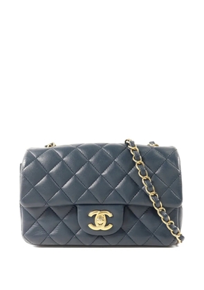 CHANEL Pre-Owned 20 Classic quilted crossbody bag - Blue