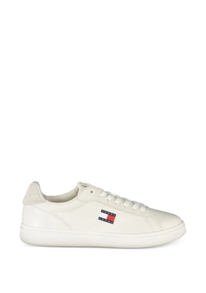 Tommy Hilfiger logo-patch leather sneakers - Neutrals