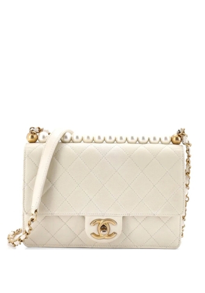 CHANEL Pre-Owned Chic Pearls Flap Bag Quilted Lambskin Small shoulder bag - White