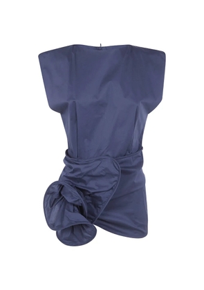 Liviana Conti rosette-detail padded-shoulder top - Blue