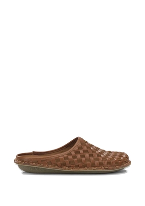 Comme des Garçons Homme Roma woven leather clogs - Brown