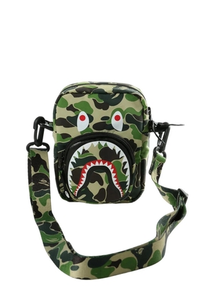 A BATHING APE® Shark camouflage-print shoulder bag - Green