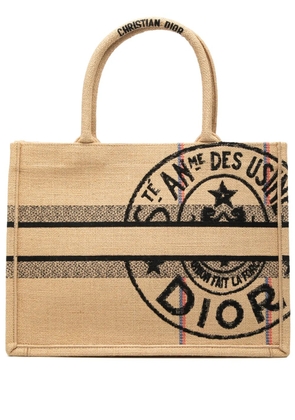 Christian Dior Pre-Owned 2022 Medium Jute Embroidered Book tote bag - Neutrals