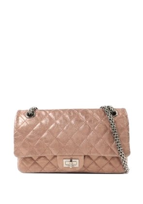 CHANEL Pre-Owned 2.55 quilted shoulder bag - Pink