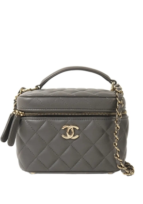CHANEL Pre-Owned quilted CC vanity bag - Grey