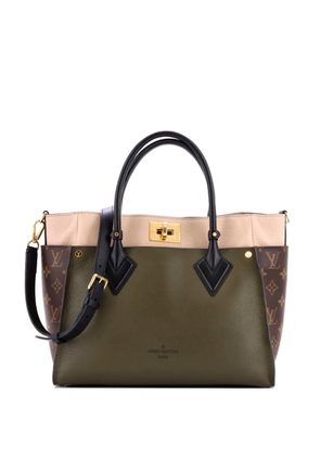 Louis Vuitton Pre-Owned On My Side Leather with Monogram Canvas MM tote bag - Black