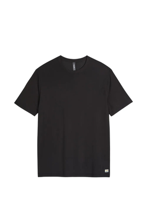VUORI logo-patch T-shirt - Black