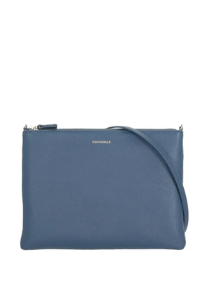 Coccinelle logo-print leather clutch bag - Blue