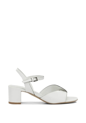 Del Carlo crossover-strap buckle-fastening sandals - White