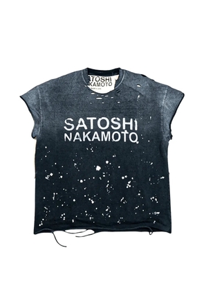 SATOSHI NAKAMOTO distressed long-sleeved T-shirt - Black