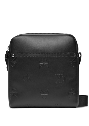 Calvin Klein Jeans debossed logo messenger bag - Black