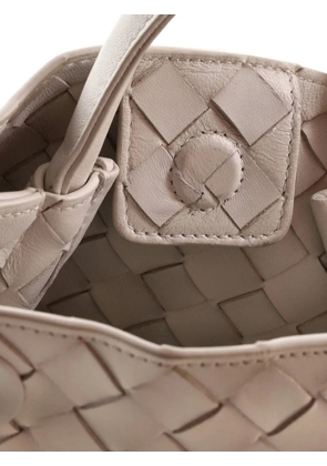 Bottega Veneta Pre-Owned Andiamo Top Handle Bag Intrecciato Nappa Small satchel - White