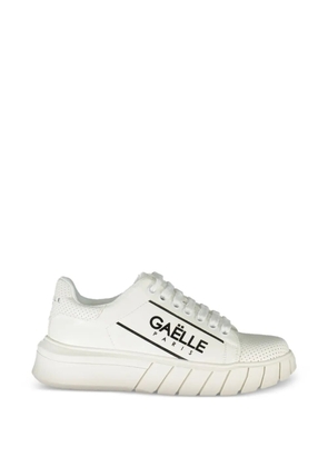 Gaelle logo-print perforated sneakers - White