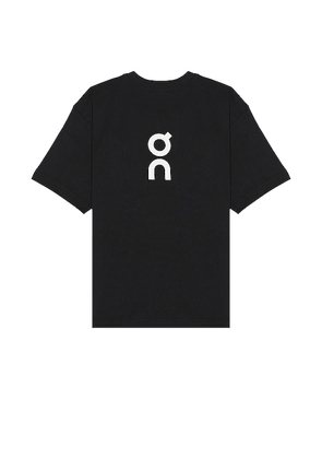 On Club Tee in Black. Size L. Also in M.