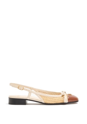 Valentino Garavani Valet Du Roi slingback ballerinas in raffia and kidskin 25mm - Neutrals