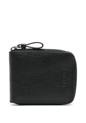 Doucal's logo-debossed leather wallet - Black