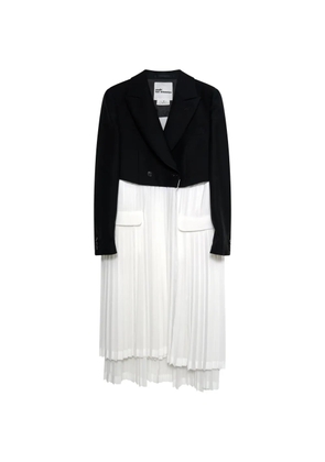Noir Kei Ninomiya pleated-panel cropped blazer - Black