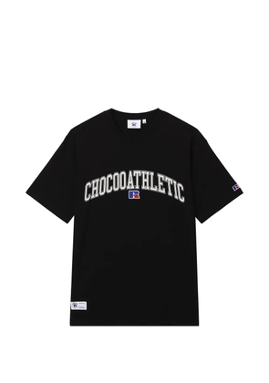 CHOCOOLATE logo-print short-sleeve T-shirt - Black