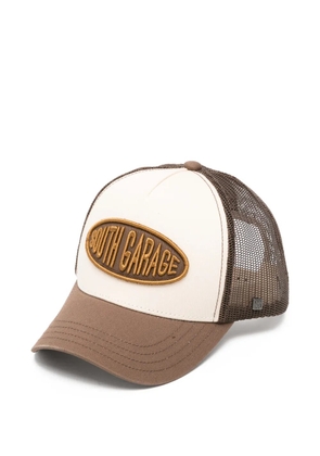 South garage logo-patch mesh cap - Brown