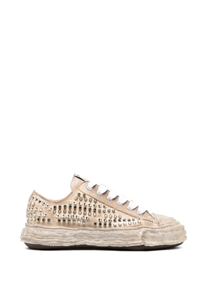 Maison MIHARA YASUHIRO stud-embellished sneakers - Neutrals
